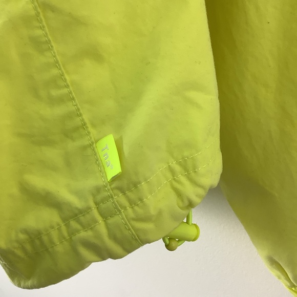 Aritzia Tna Neon yellow overload cargo jacket size small - Picture 12 of 15